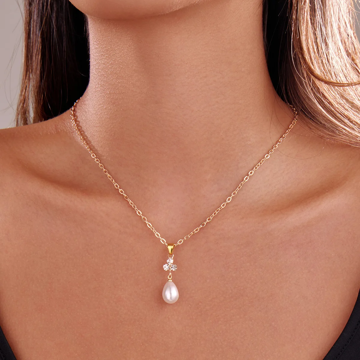 Rugloze jurk, essentiële sierl - Body Jewelry Necklace recensie en prijs